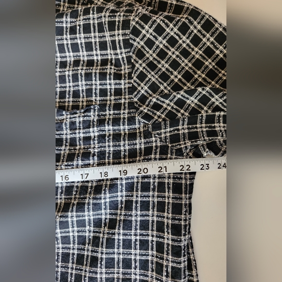 Patrick James Long Sleeve Button Down Size Large - Picture 5 of 11